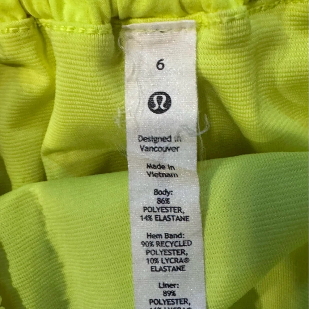 lululemon athletica room extra
